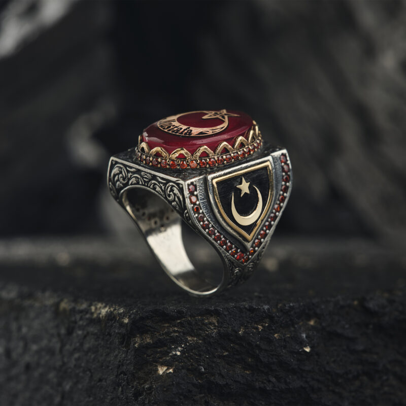 Kırmızı Ayyıldız Taşlı Yüzük