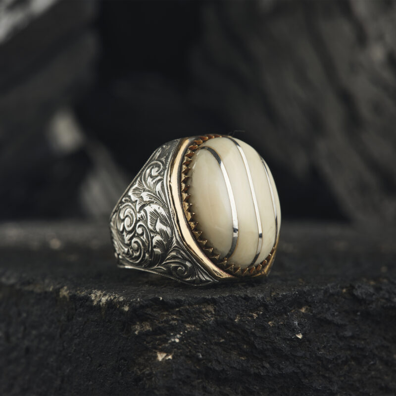 Gümüş Fildişi Kakma Taşlı Yüzük