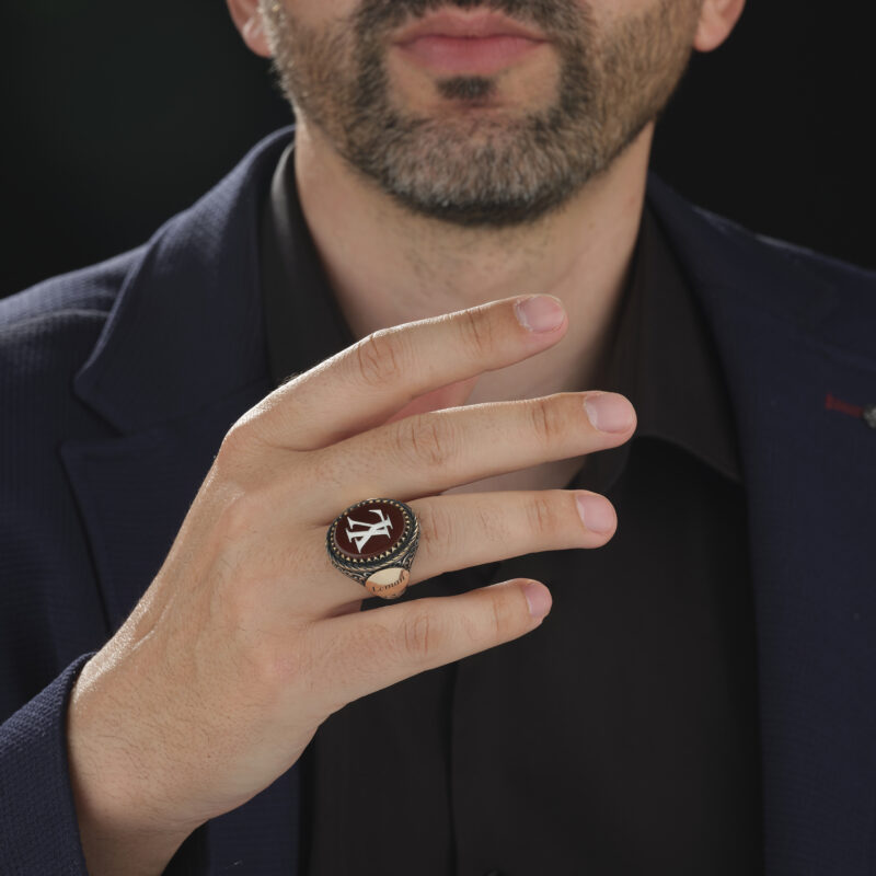 Untitled-Capture25946-copy-1.jpg Kahverengi Akik Taşlı Harfli Yüzük