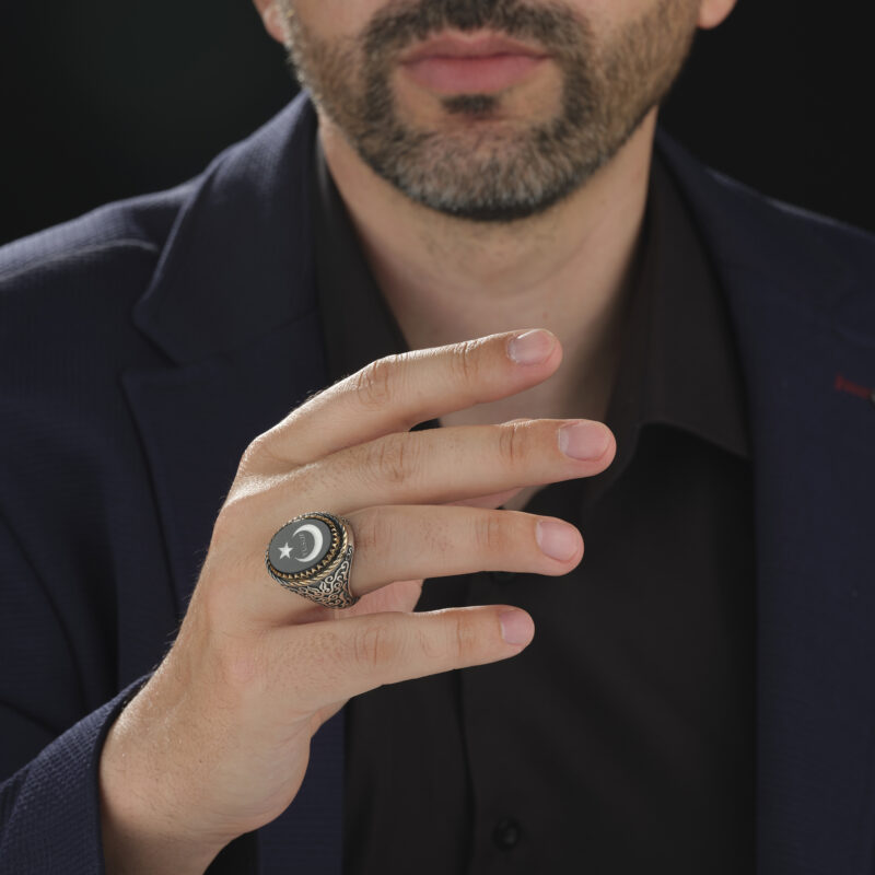 Siyah Ayyıldız Taşlı Yüzük