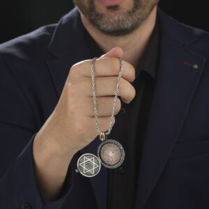 Harfli Kapaklı Ayetel Kürsi Madalyon