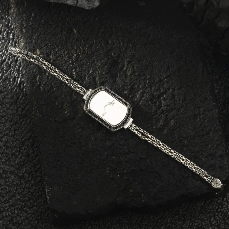 Hiç Yazılı Bileklik