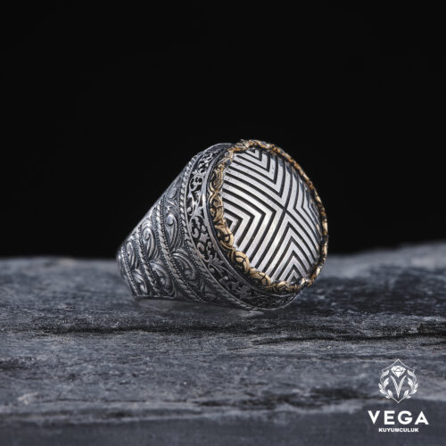 VEGA-HAZIRAN-20239550-copy.jpg Tacı Şerif Gümüş Yüzük