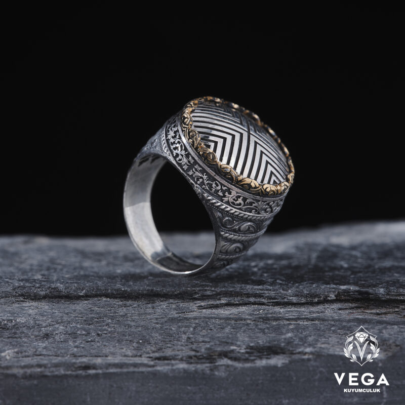 Tacı Şerif Gümüş Yüzük