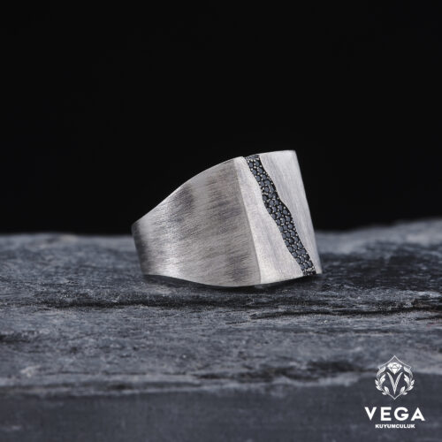 VEGA-HAZIRAN-20239575-copy.jpg Zirkon Taşlı Gümüş Yüzük