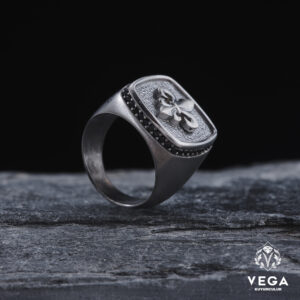 VEGA-HAZIRAN-20239594-copy.jpg Kare Zirkon Taşlı Gümüş Yüzük