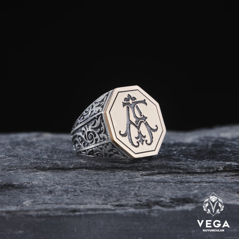 VEGA-HAZIRAN-20239619-copy.jpg Harfli Sekizgen Yüzük Modeli