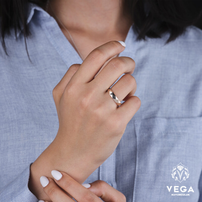 VEGA-HAZIRAN-20239759-copy.jpg Alyans