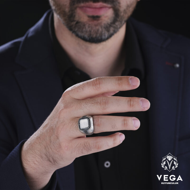 Mikron Taşlı Erkek Yüzük
