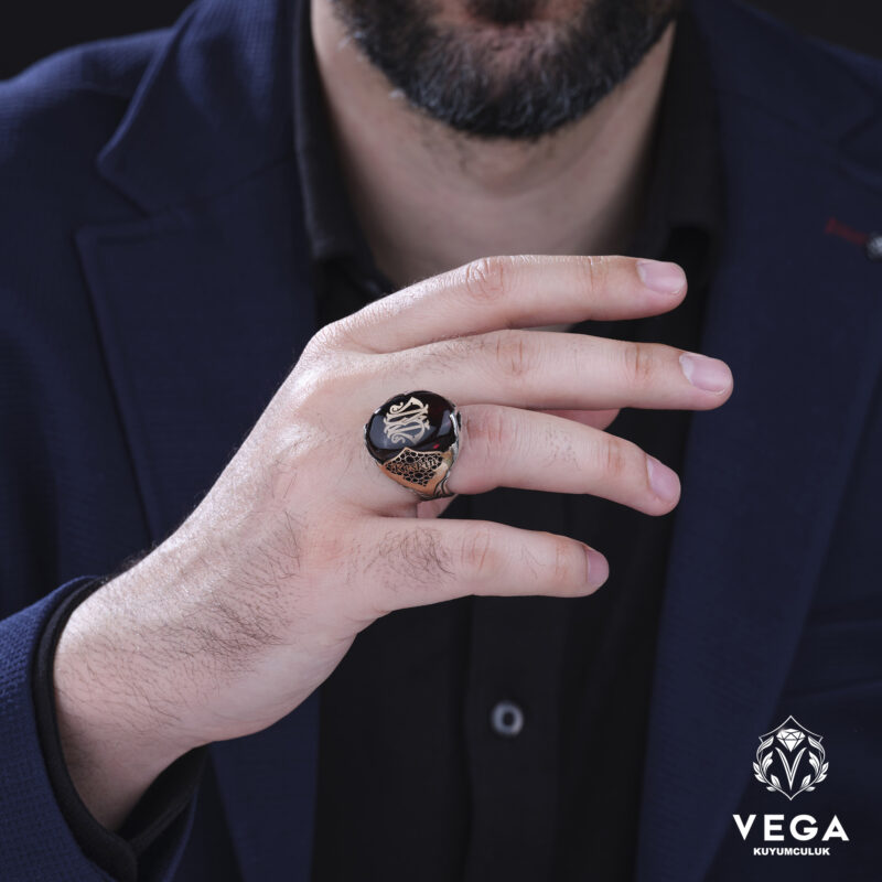 VEGA-KUYUMCULUK-20237807-copy-1.jpg Harfli Erkek Yüzük