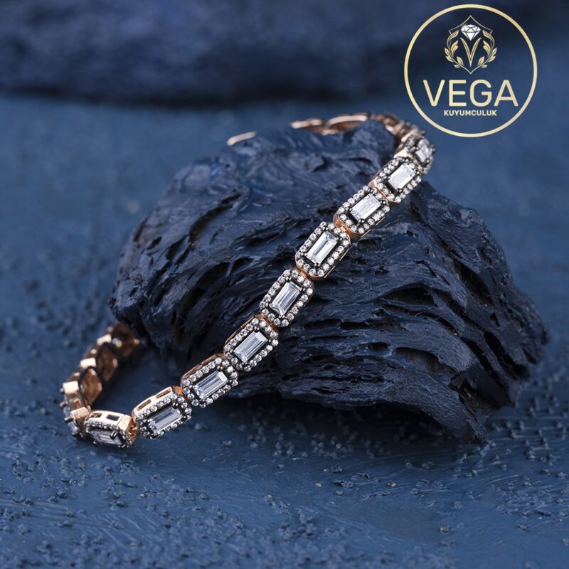 baget-gumus-kadin-bileklik-modeli-079e7b.jpeg Baget Gümüş Kadın Bileklik Modeli