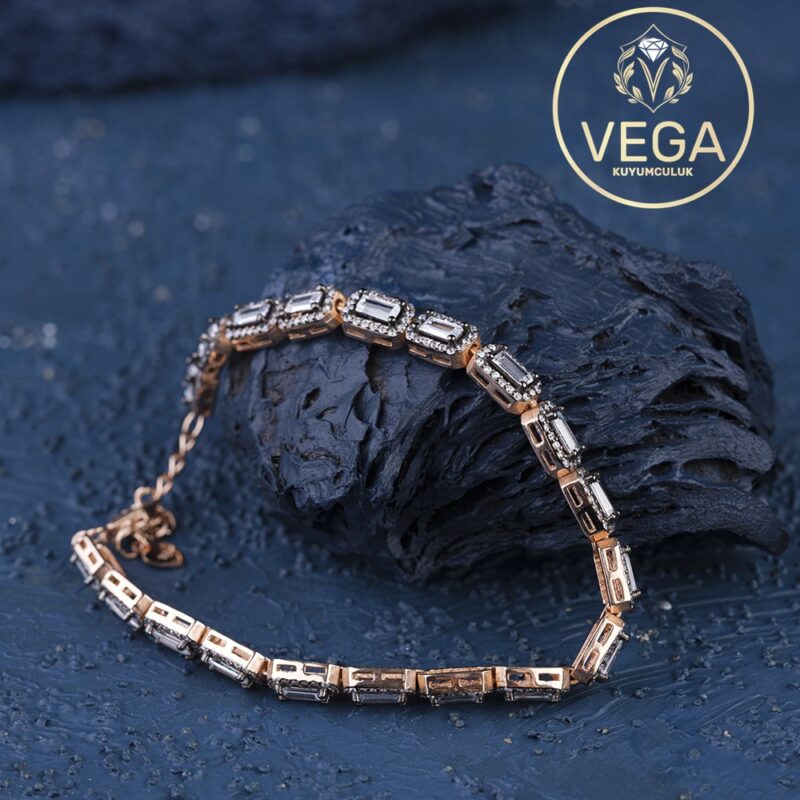 baget-gumus-kadin-bileklik-modeli-d-f254.jpeg Baget Gümüş Kadın Bileklik Modeli