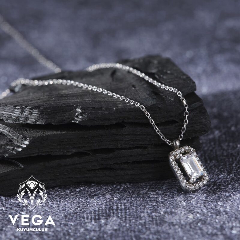 Baget Kadın Gümüş Kolye