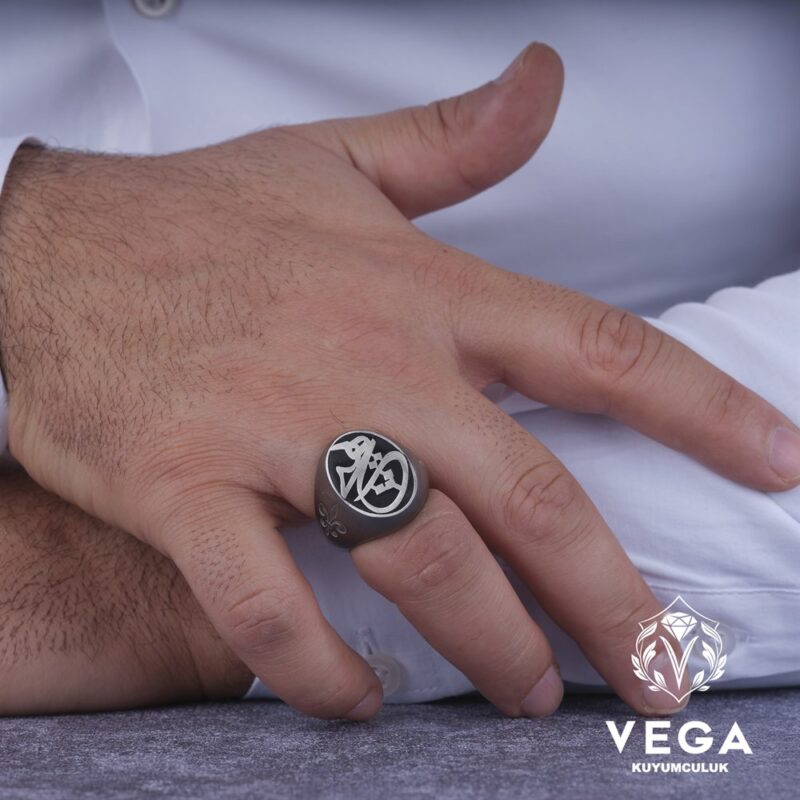 Hiç Gümüş Erkek Yüzük Modeli