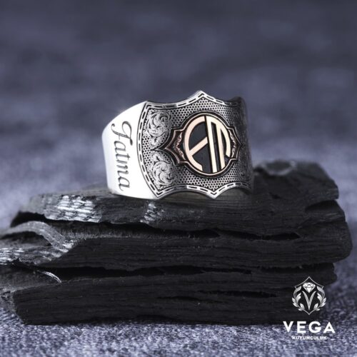 İsimli ve Harfli Gümüş Erkek Yüzük Modeli