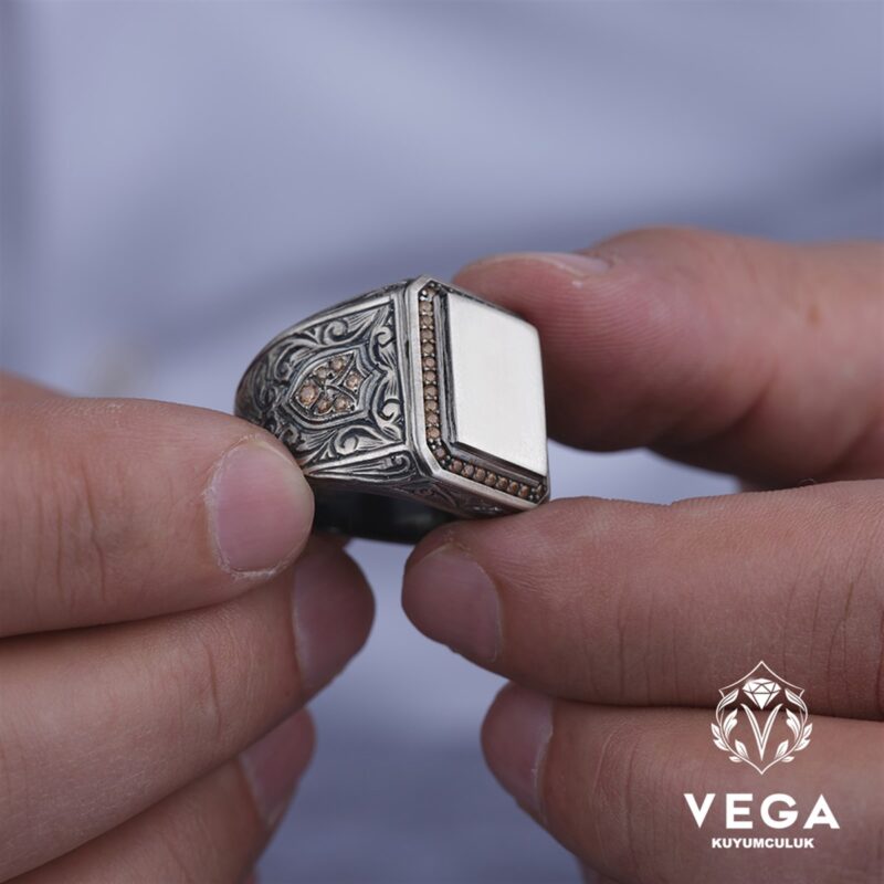 Kare Spor Gümüş Erkek Yüzük