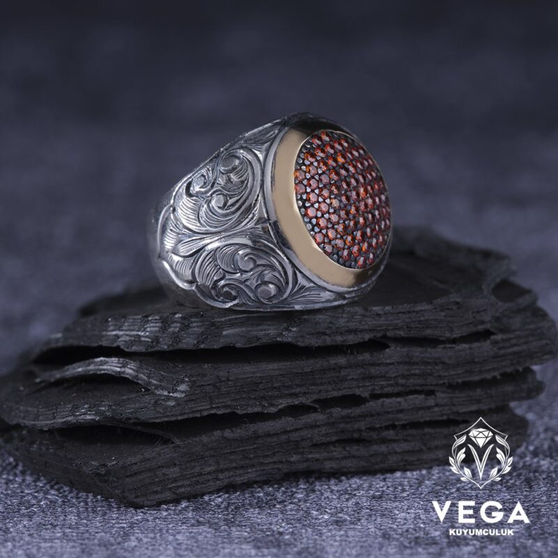 Kırmızı Gravür Gümüş Erkek Yüzük