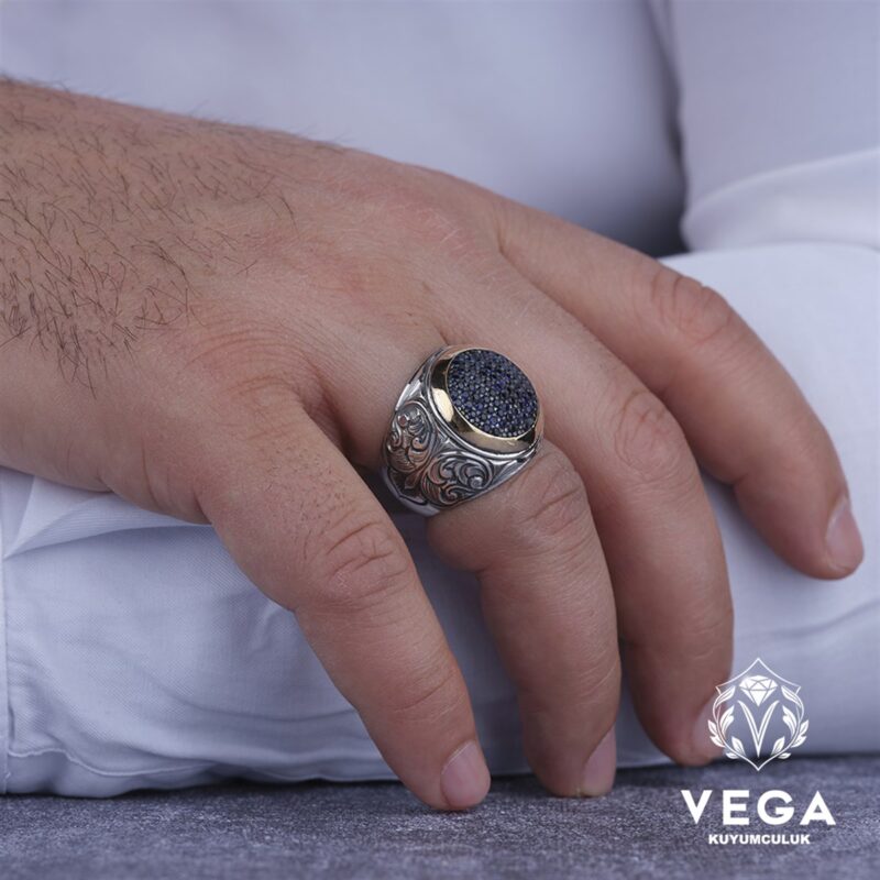 lacivert-gravur-gumus-erkek-yuzuk-2-4bab-9-1-1.jpeg Lacivert Gravür Gümüş Erkek Yüzük