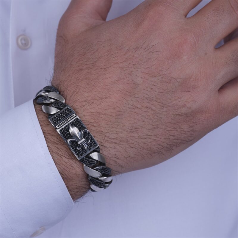 mikron-tasli-gumus-erkek-bileklik-a7-452-1.jpeg Mikron Taşlı Gurmet Bileklik