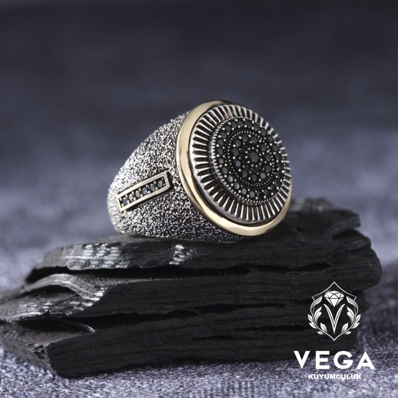 Yuvarlak Dokulu Gravür Yüzük