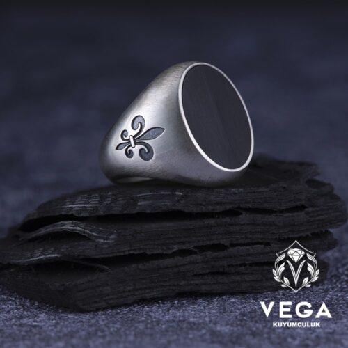 Siyah Taşlı Gümüş Erkek Yüzük