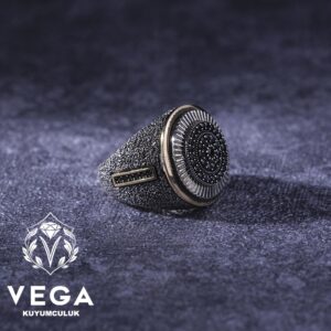 Siyah Mikro Taşlı Erkek Yüzük
