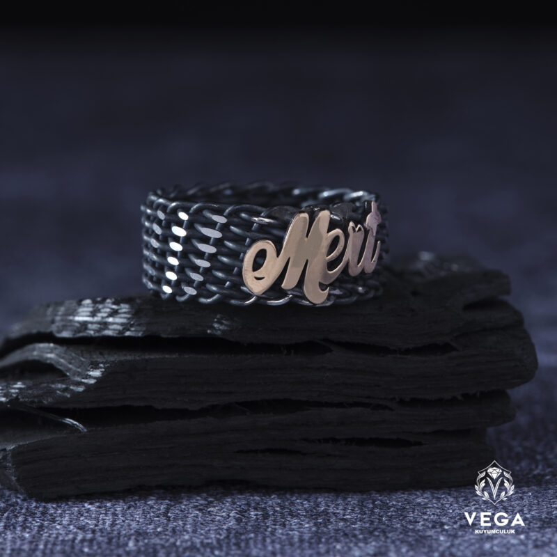 vega-6-nisan-20221392-copy-1.jpg İsimli Hasır Çift Alyans