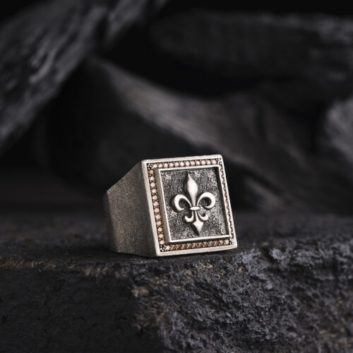 Kare Mikro Taşlı Zambak Çiçeği Modeli