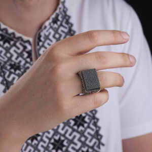 Kare Mikro Taşlı Yüzük Modeli