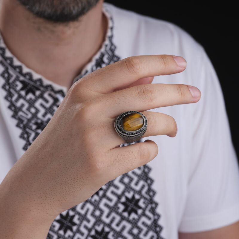 Kaplan Gözü Taşlı Yüzük Modeli