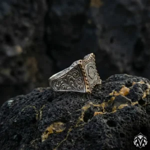 1 Selçuklu Motifli Harfli Gümüş Yüzük