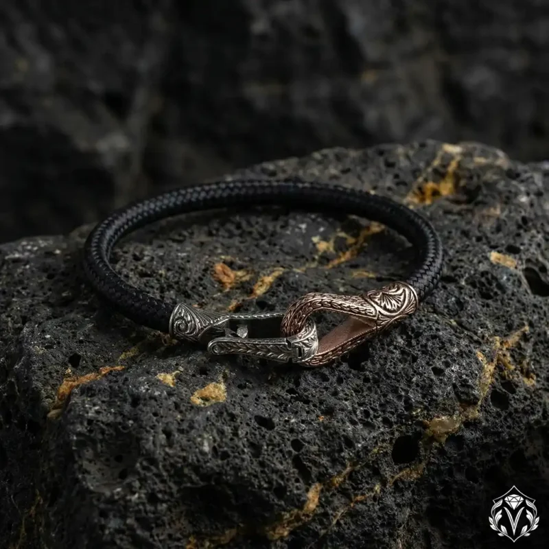 Örgü Deri & Gümüş Kilit Detaylı Erkek Bileklik