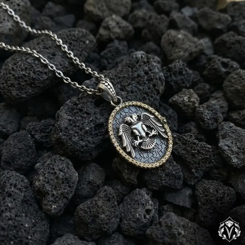 Strin Taşlı Selçuklu Kartalı Gümüş Kolye