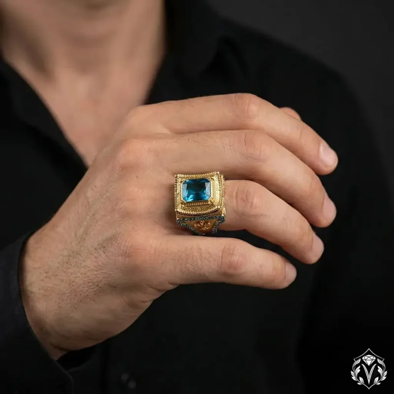 Mavi Taşlı Gold Kaplama Gümüş Yüzük