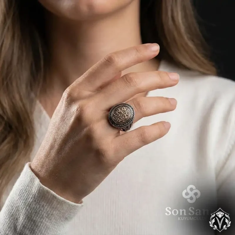 Kişi Sevdiği İle Beraberdir Yazılı Kadın Yüzük