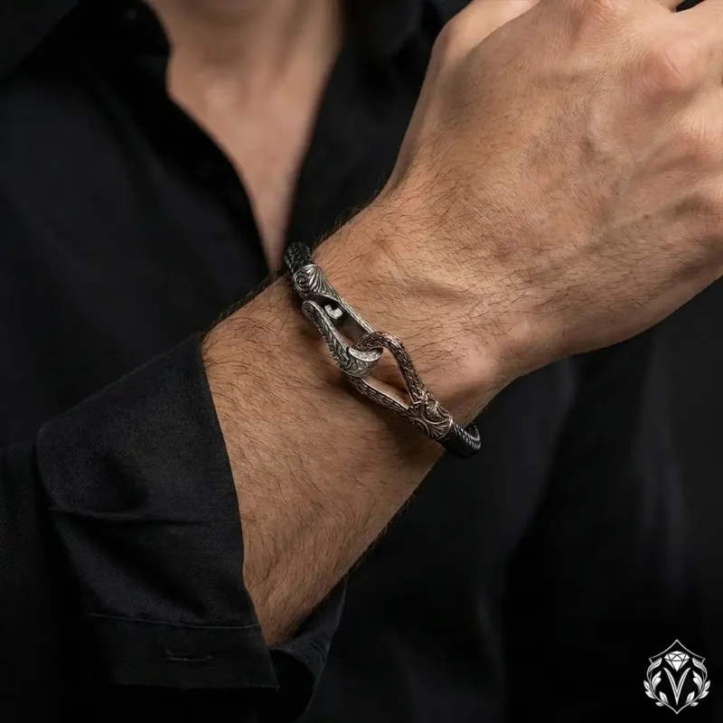 Örgü Deri & Gümüş Kilit Detaylı Erkek Bileklik