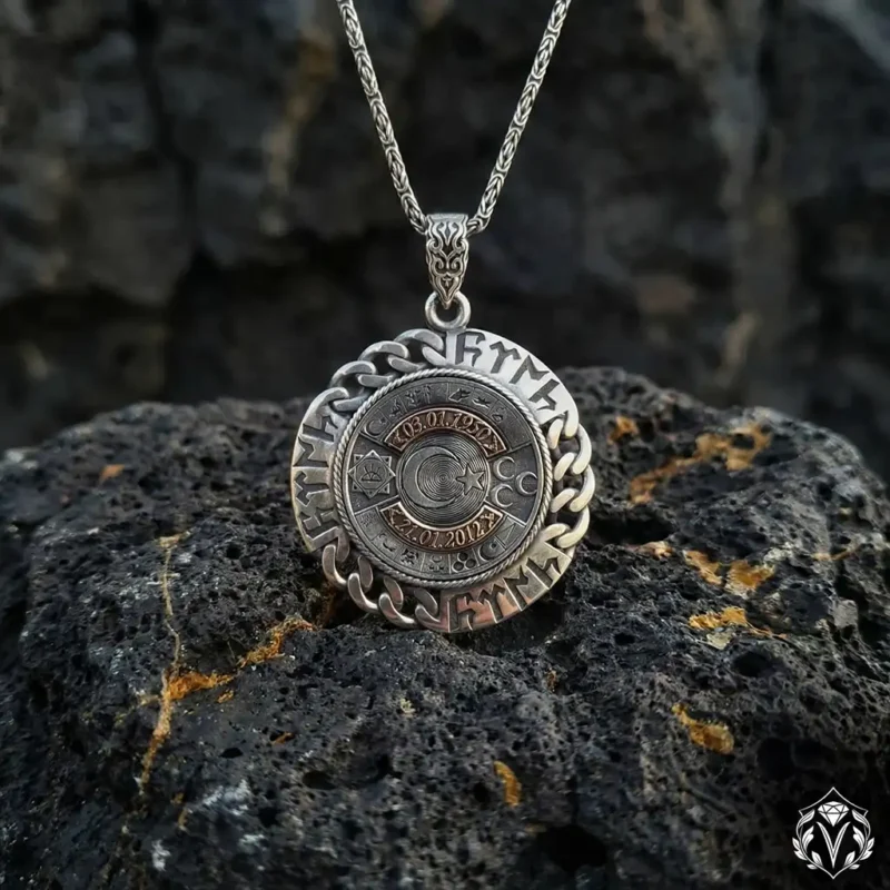 Kişiye Özel Ay Yıldızlı Gümüş Madalyon Kolye