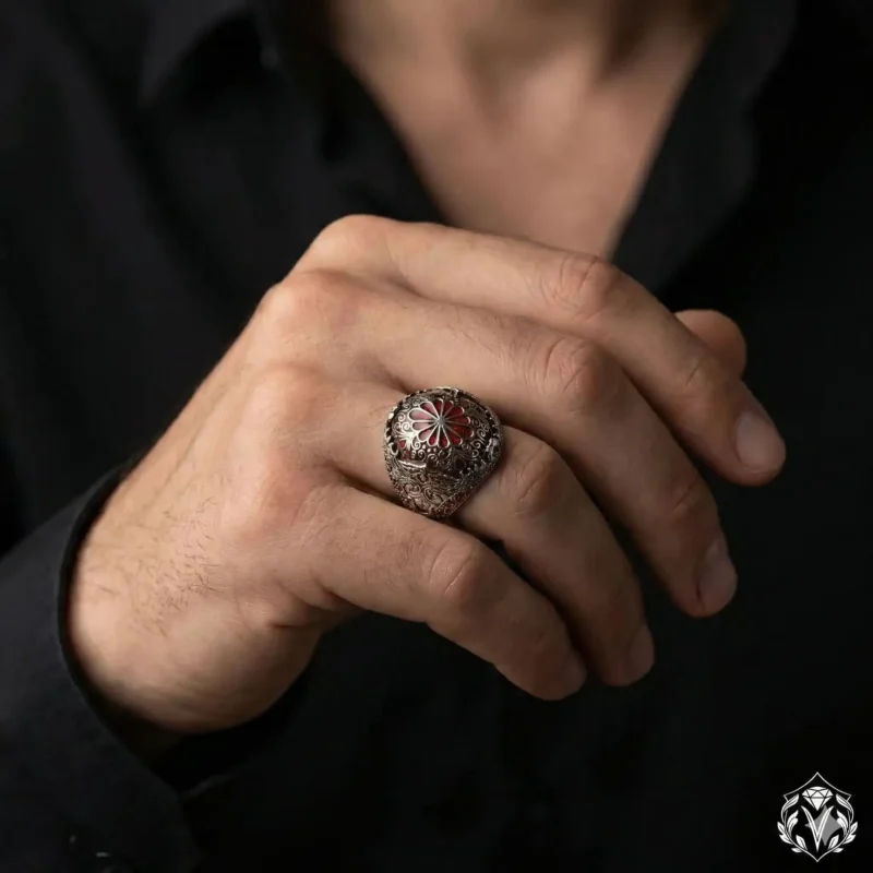 Kırmızı Kakma Taşlı Gümüş Yüzük