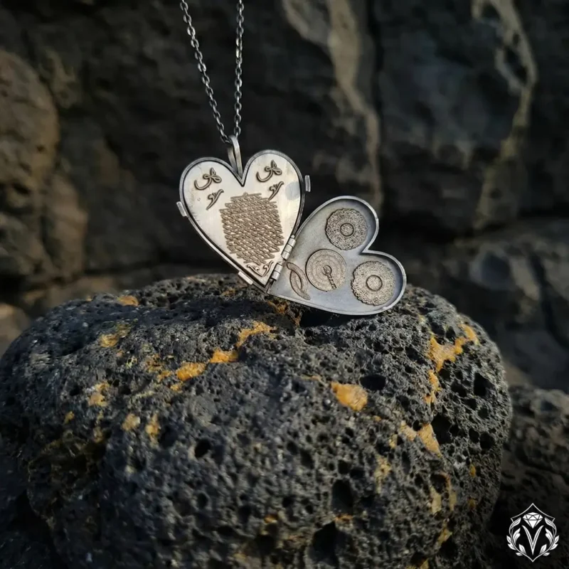 2 Kalpli Dualı Gümüş Madalyon Kolye