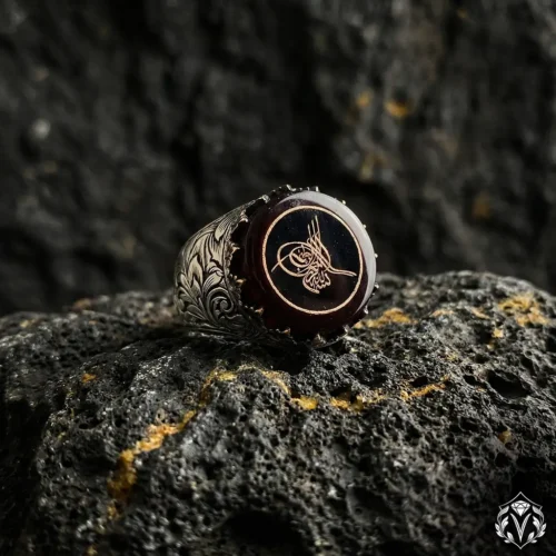 Kırmızı Taşlı Tuğra Gümüş Yüzük