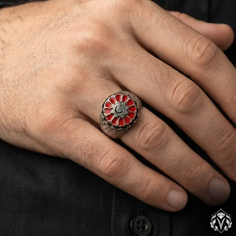 Ayyıldız Kırmızı Taşlı Gümüş Yüzük Modeli