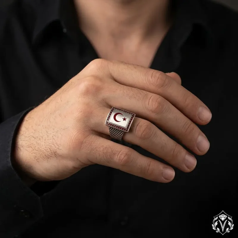 3 Ayyıldız Garnet Taşlı Gümüş Yüzük Modeli
