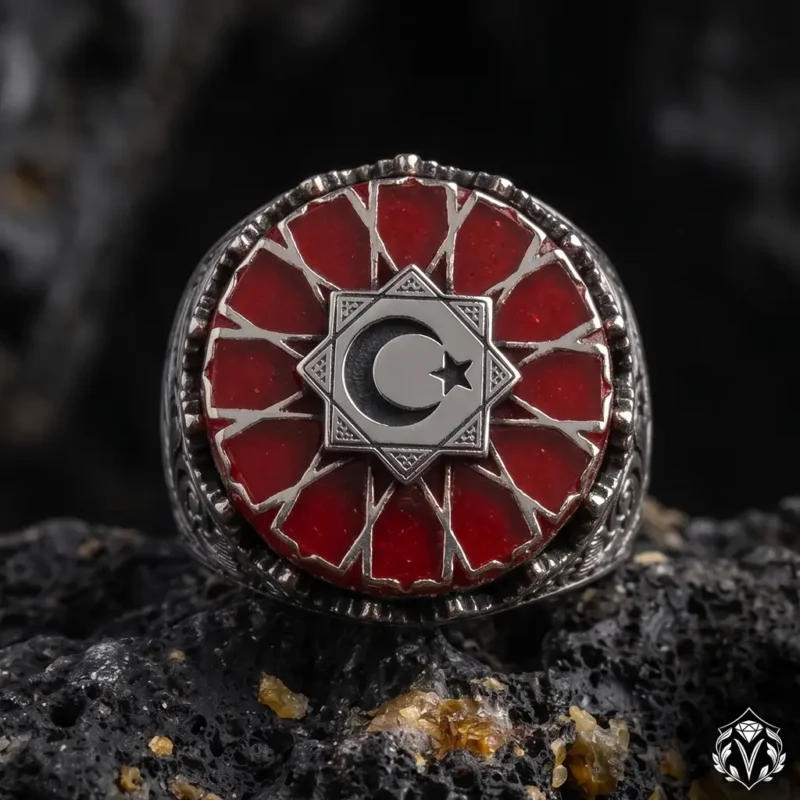 Ayyıldız Kırmızı Taşlı Gümüş Yüzük Modeli