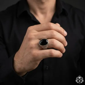 3 Gizemli Asalet Siyah Taşlı Gümüş Erkek Yüzük Modeli