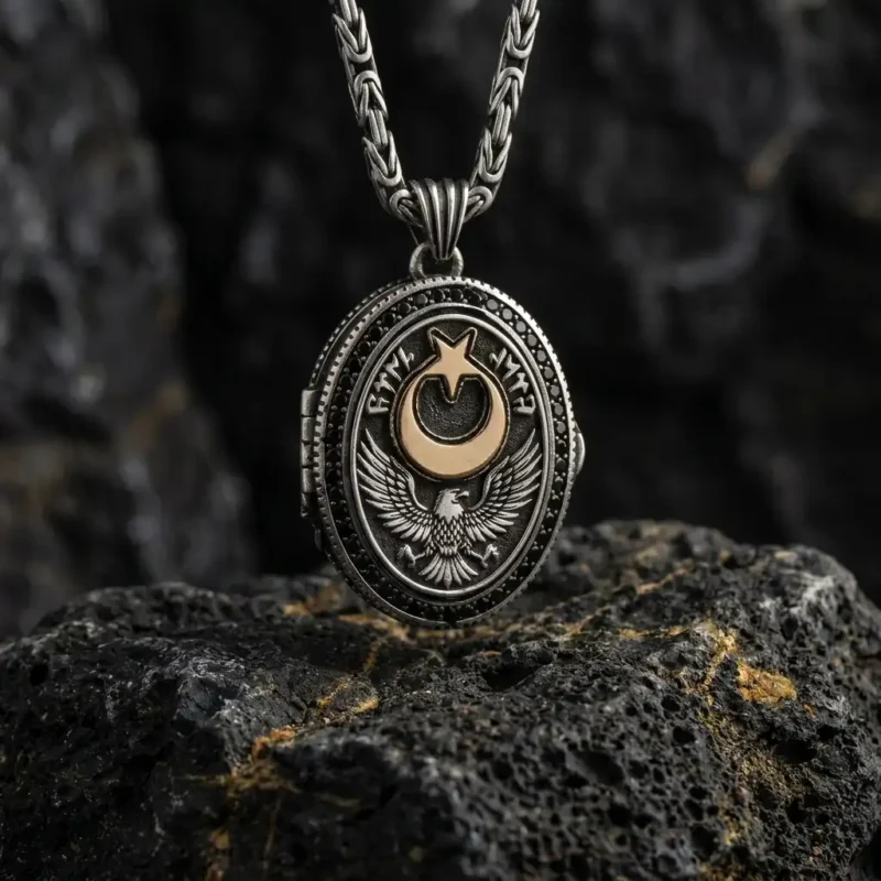 vega (1) Oval Kapaklı Kurt Madalyon Kolye Modeli