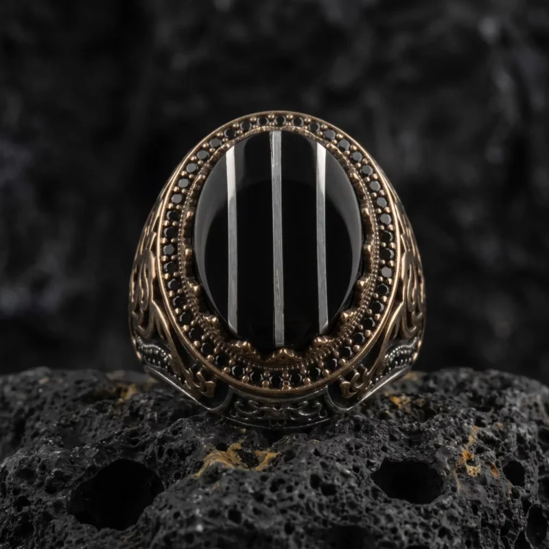 vega (1) Üç Çizgili Oval Siyah Taşlı Gümüş Yüzük Modeli