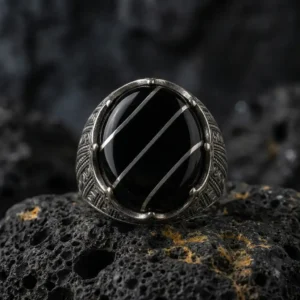 Oval Kehribarlı Gümüş Yarmalı Erkek Yüzük Modeli