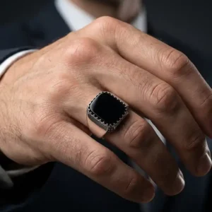 vega (3) Siyah Kehribar Taşlı Sade Tasarım Gümüş Erkek Yüzük Modeli