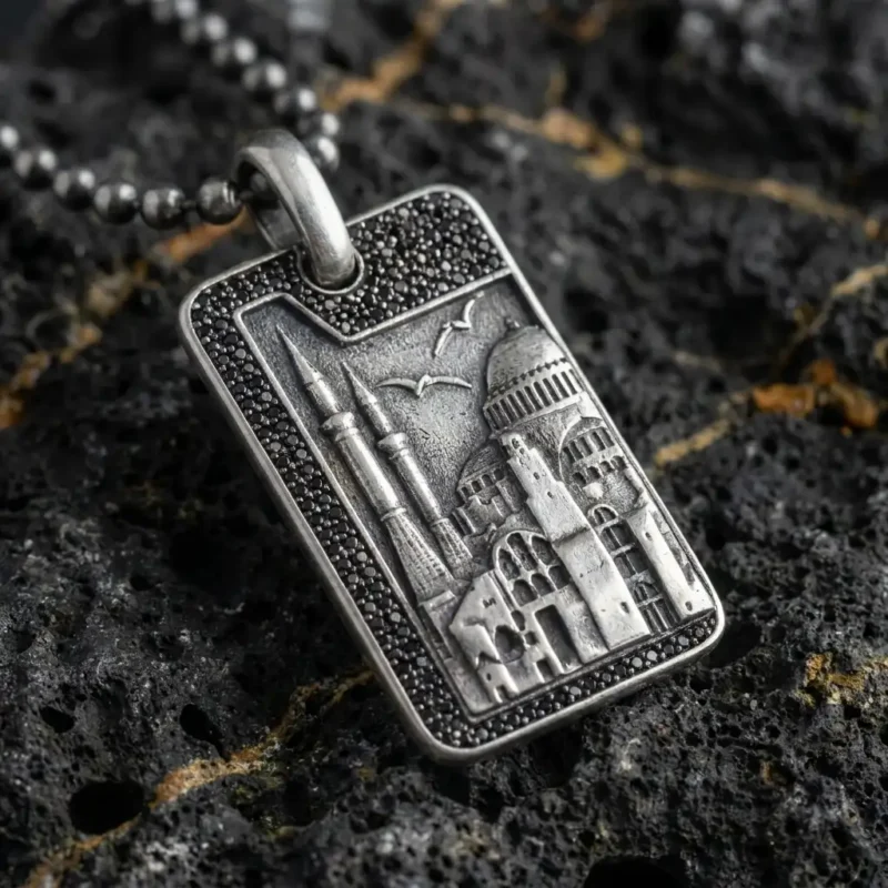 Ayasofya Camii İşlemeli Gümüş Madalyon Kolye Modeli